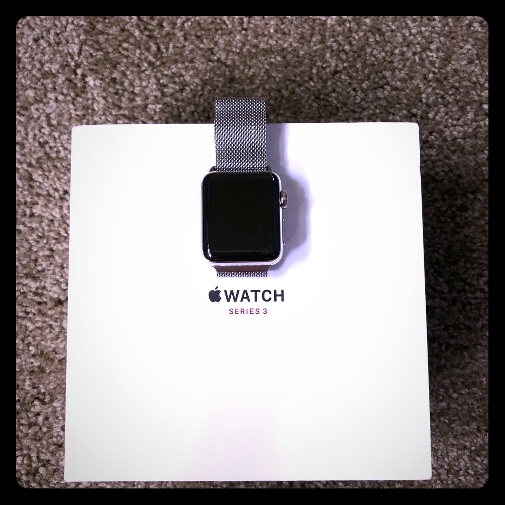 38mm Stainless steel Apple Watch 3